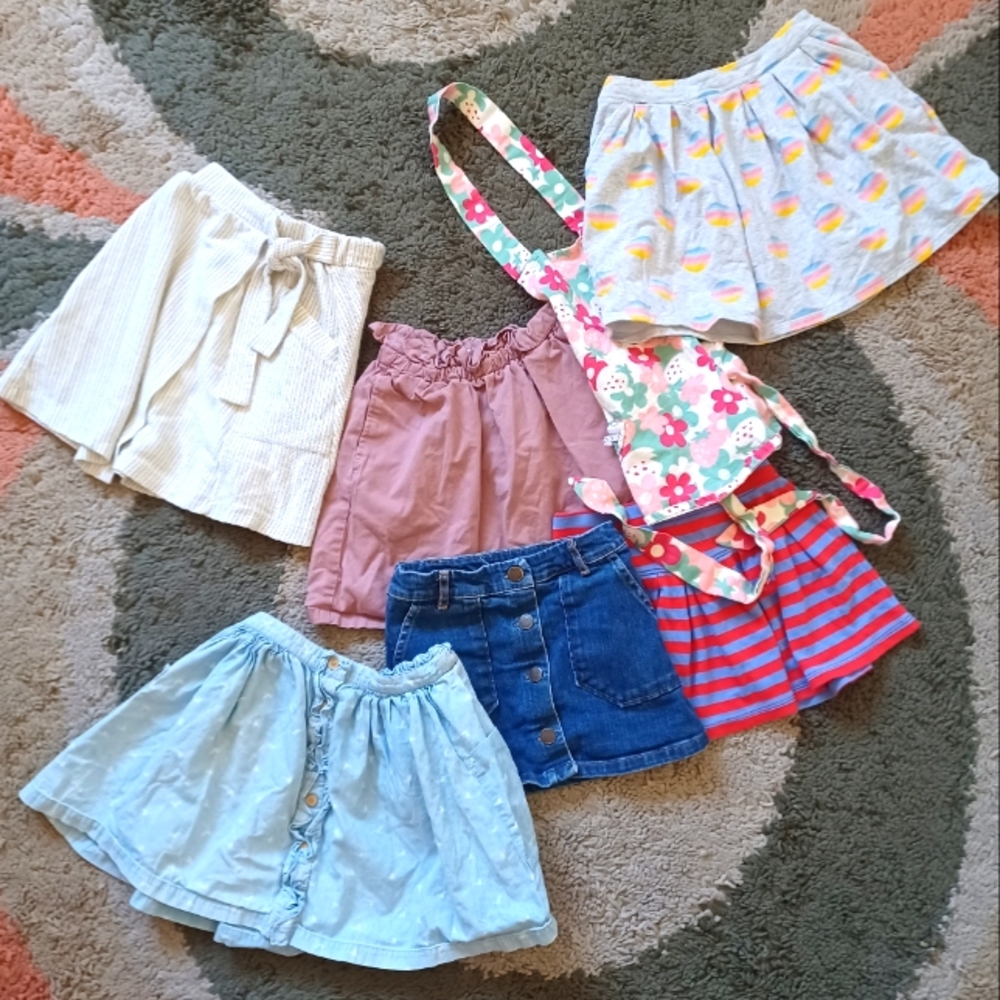 High end fashion girls 7/8 skirts bundle + adorable apron